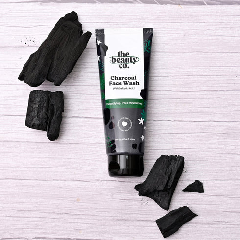 the beauty co Charcoal Face Wash With Salicylic Acid For Pore Minimizing